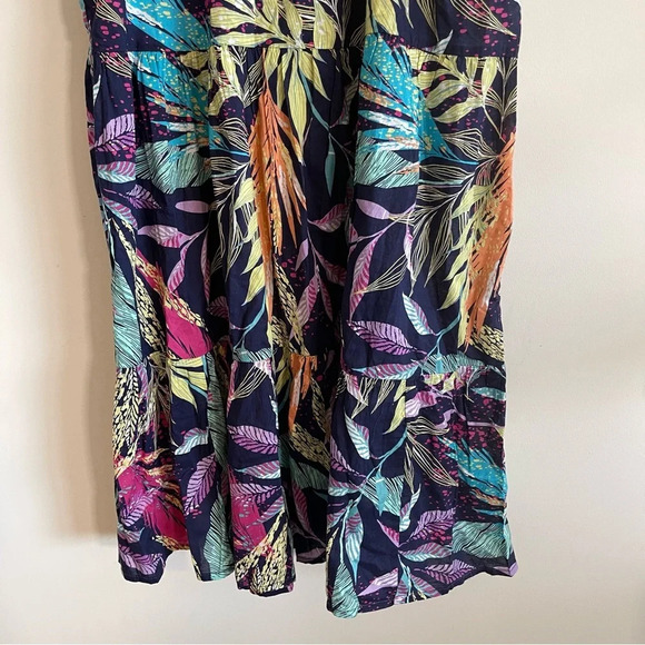 BeachLunchLounge Alicia Floral Tie Back Dress size small - Picture 5 of 9